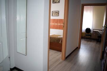 Фото номера Трехместный номер эконом-класса Мини-отель Sepia Restauracja &amp; Noclegi г. Ясло 8